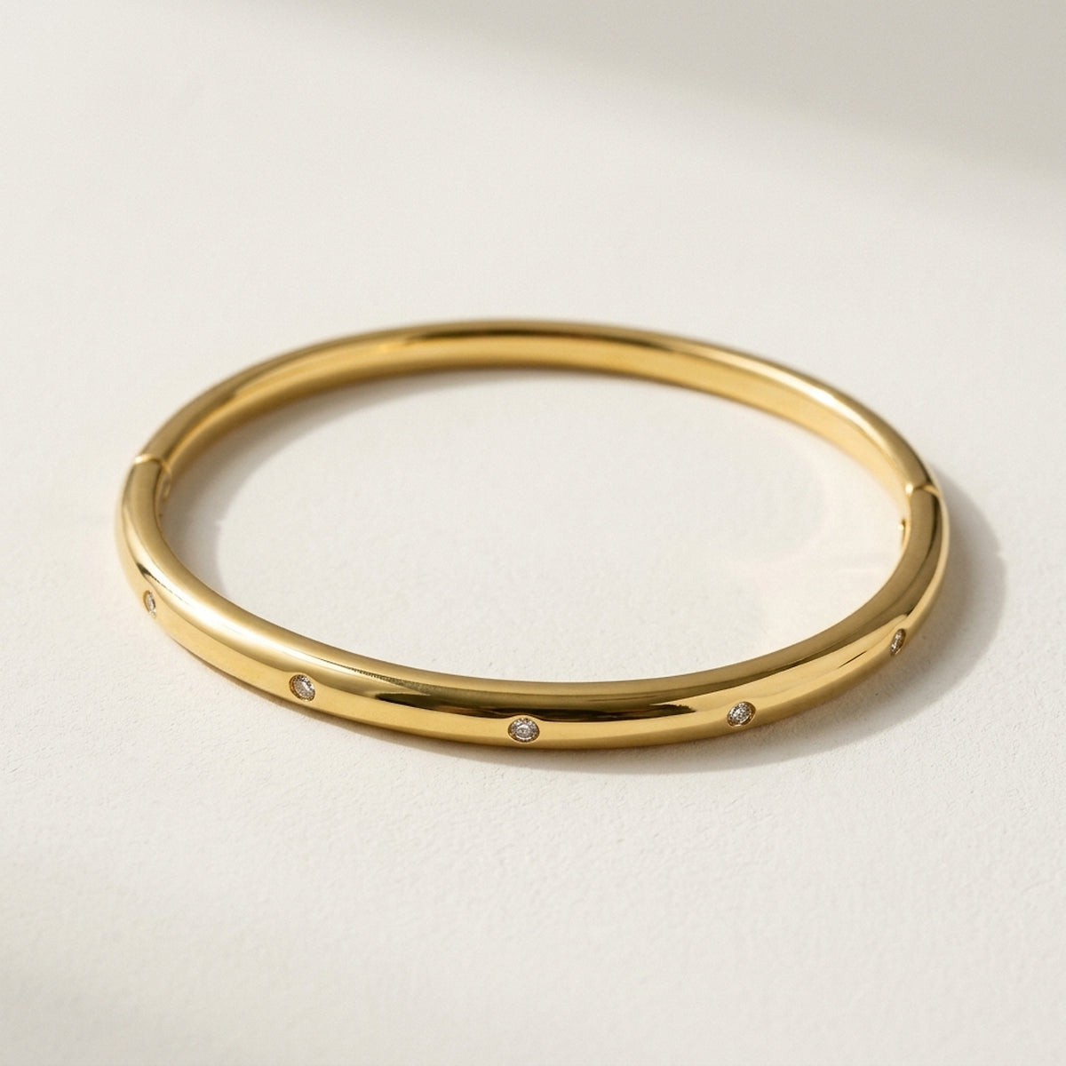 Bracelete Pontos de Luz · Banhado a Ouro
