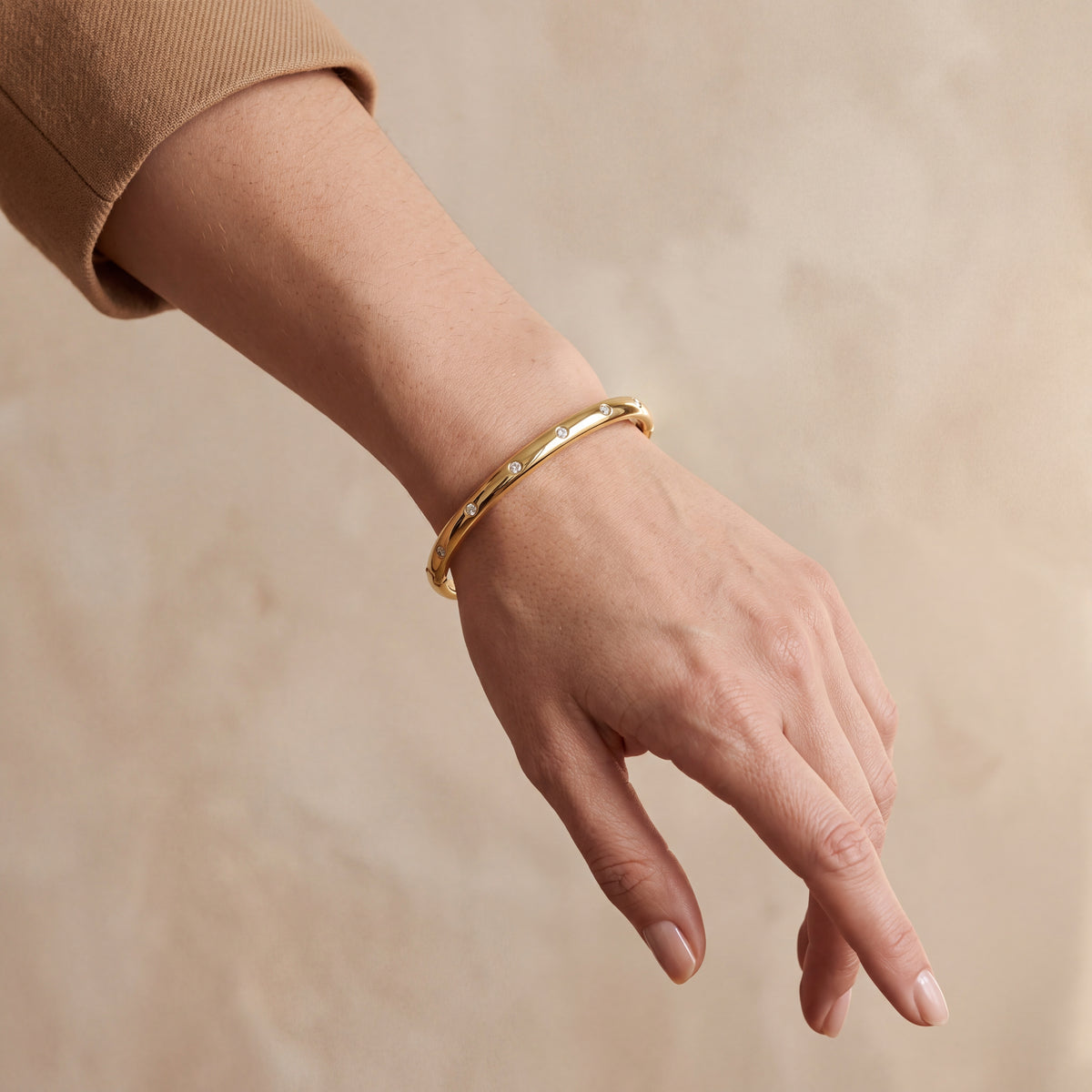 Bracelete Pontos de Luz · Banhado a Ouro