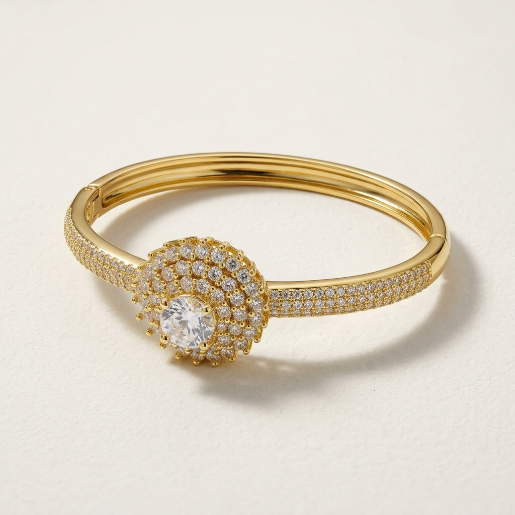 Bracelete Flor Cravejada · Banhado a Ouro