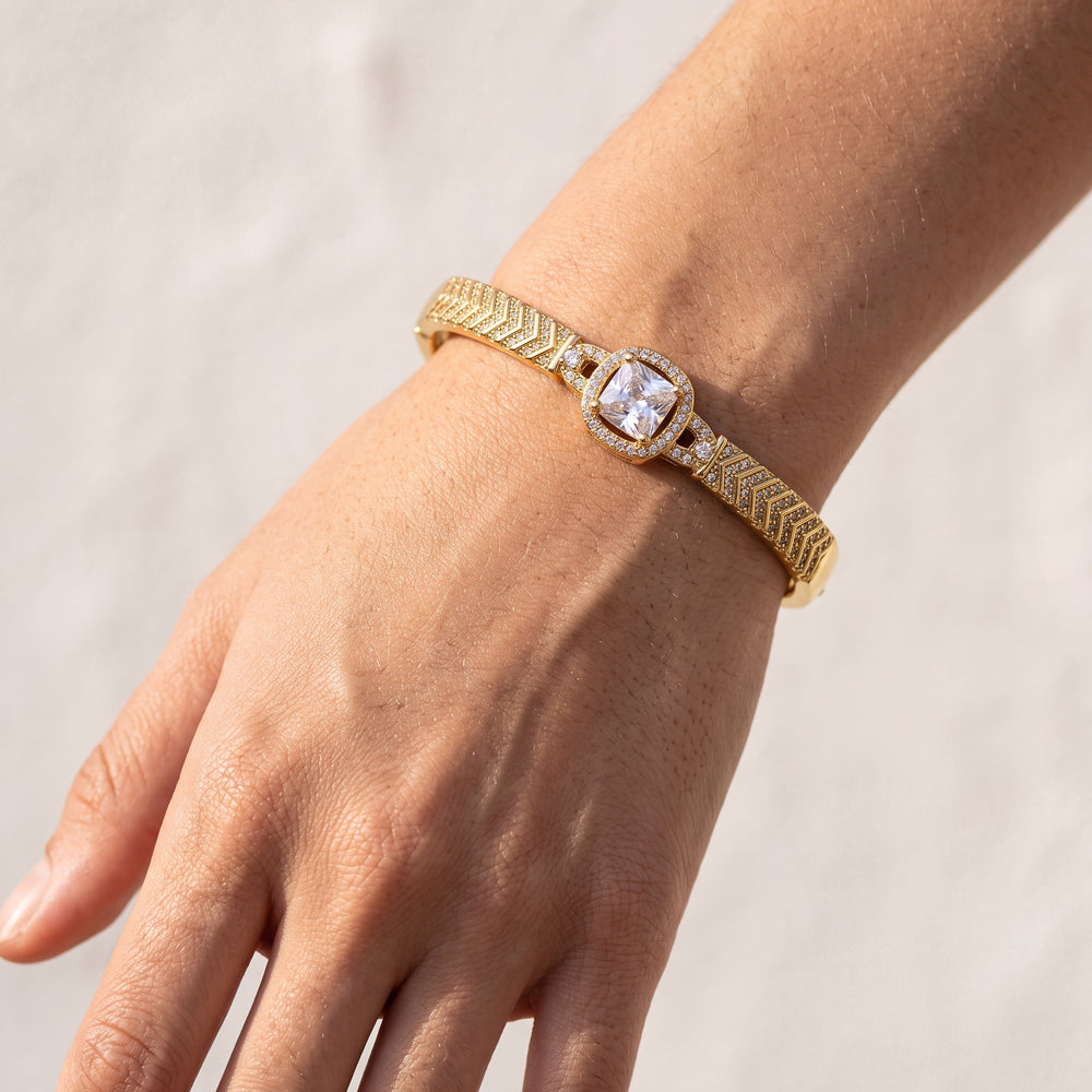 Bracelete Cravejado Zircônia · Banhado a Ouro