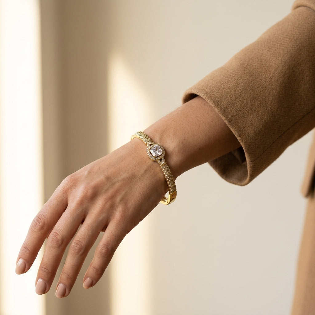 Bracelete Cravejado Zircônia · Banhado a Ouro