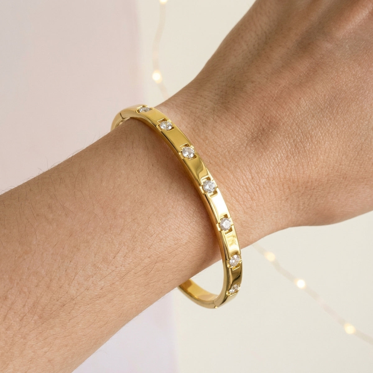 Bracelete Clássico · Banhado a Ouro